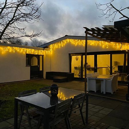 Bungalow Haarlem Amsterdam With Jacuzzi Vijfhuizen Esterno foto